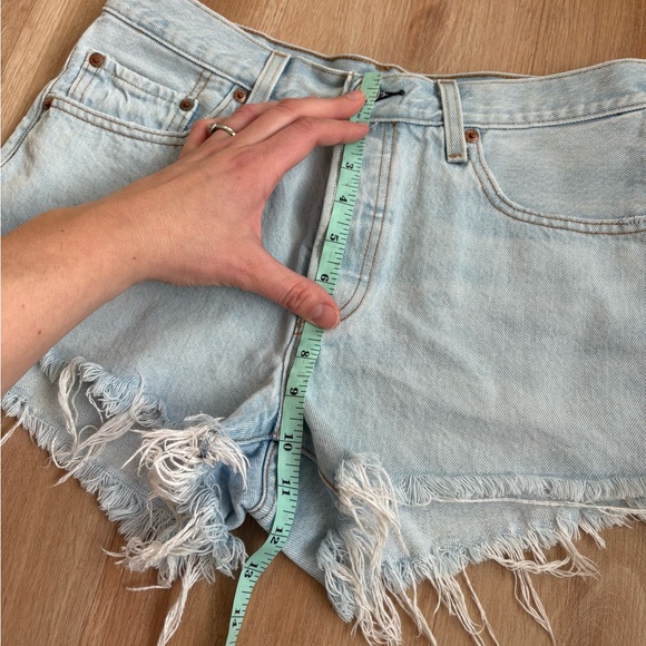Levi's Light Blue Distressed Jean Shorts - Picture 6 of 7